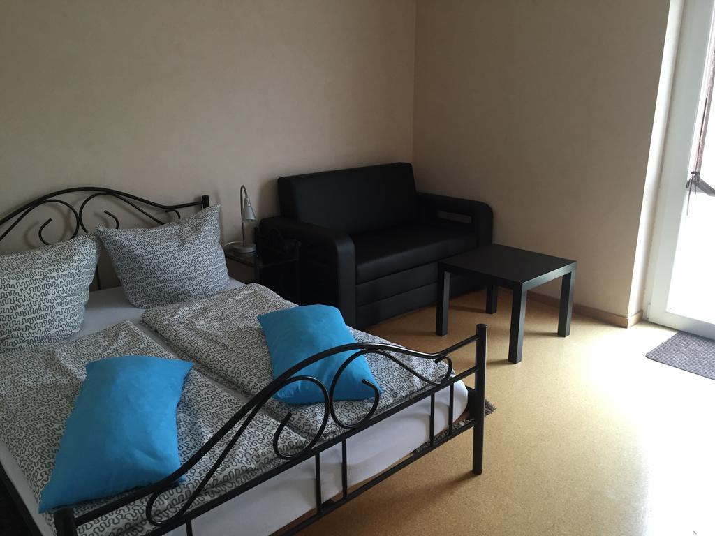 A & J Ferienwohnung Hirsch Rust Exteriör bild