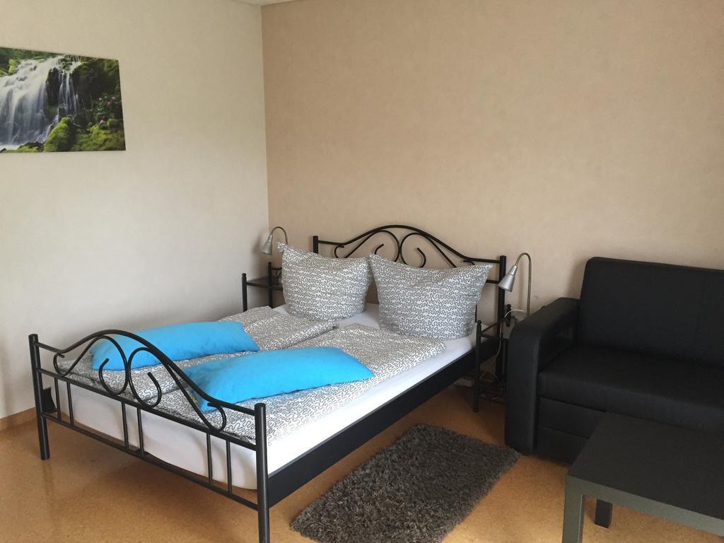 A & J Ferienwohnung Hirsch Rust Exteriör bild