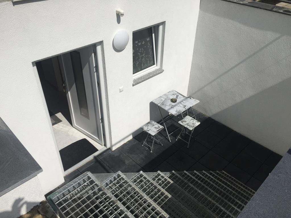 A & J Ferienwohnung Hirsch Rust Exteriör bild