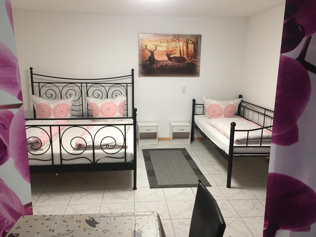 A & J Ferienwohnung Hirsch Rust Exteriör bild